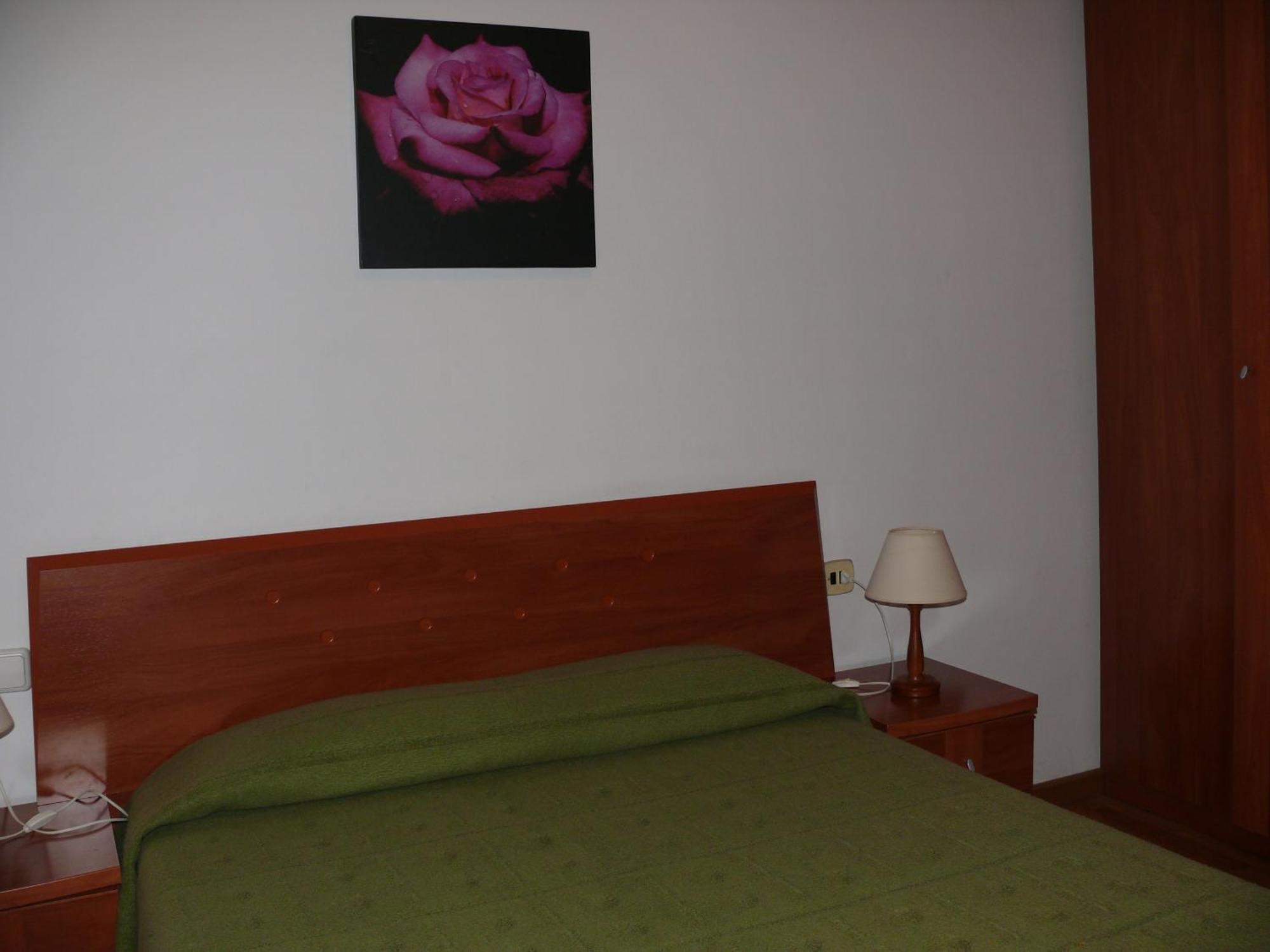 Hostal Muntanya Artesa de Segre Exterior foto