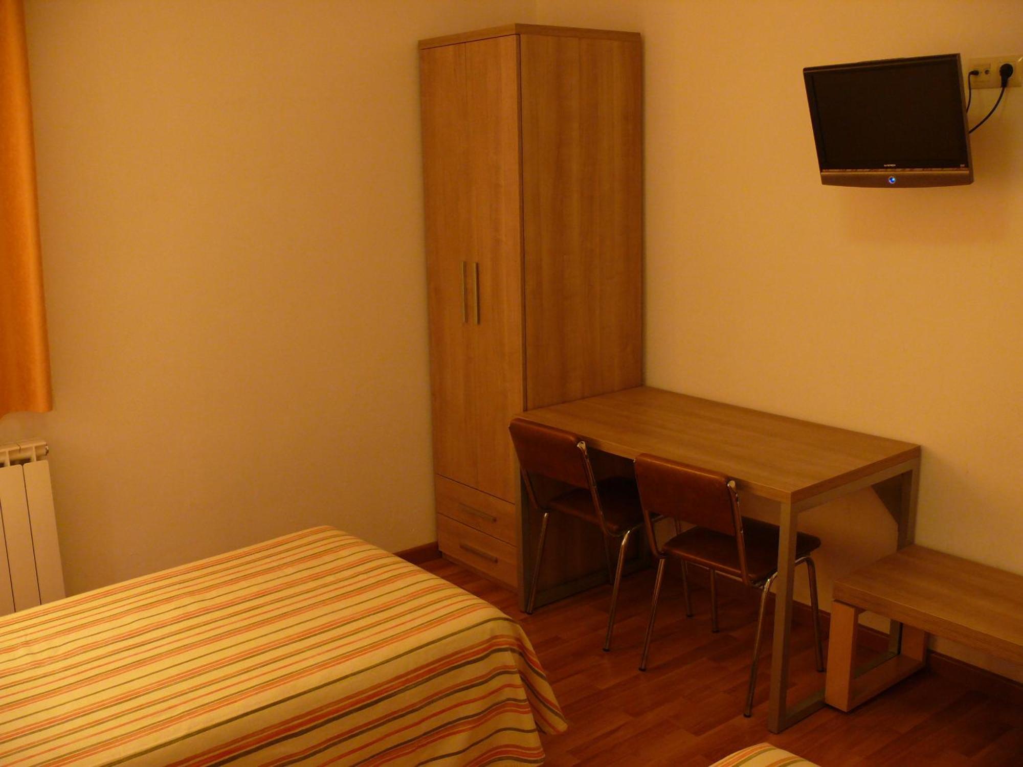 Hostal Muntanya Artesa de Segre Exterior foto