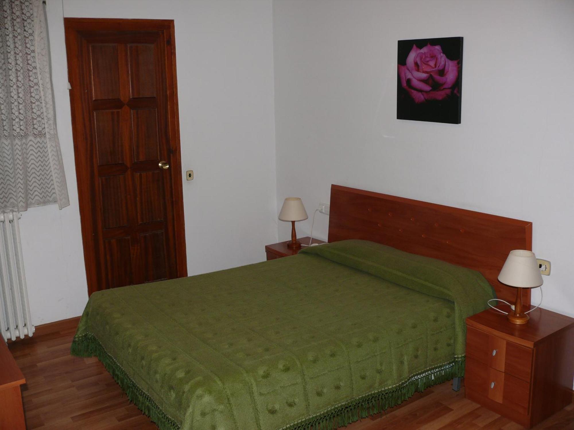 Hostal Muntanya Artesa de Segre Exterior foto